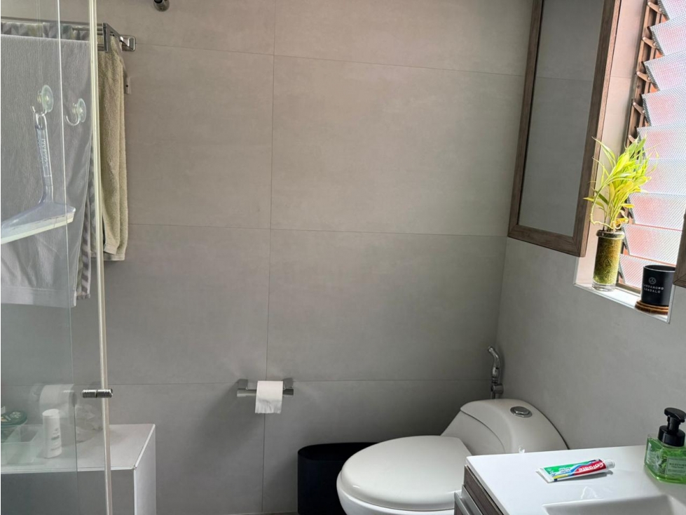 VENDO APARTAMENTO EN LA LOMA DEL TESORO — foto 4