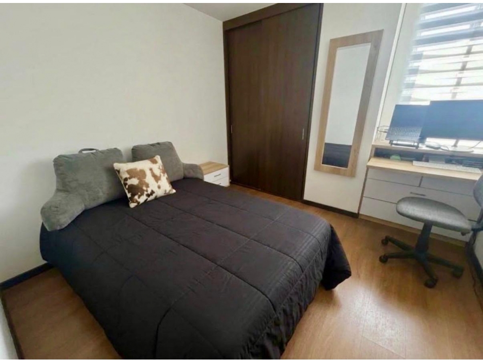 VENDO APARTAMENTO EN LA LOMA DEL ESMERALDAL — foto 6