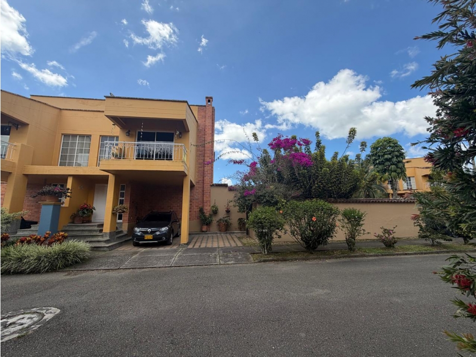 VENDO CASA EN EL TAMBO LA CEJA — foto 3
