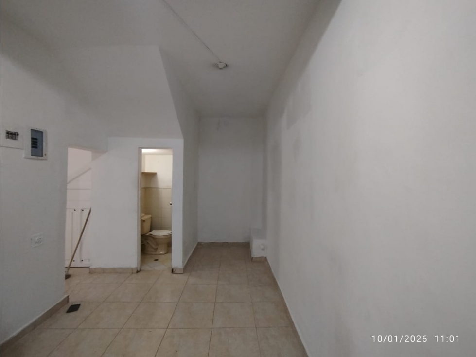 VENDO LOCAL EN EL BARRIO CARIBE — foto 4