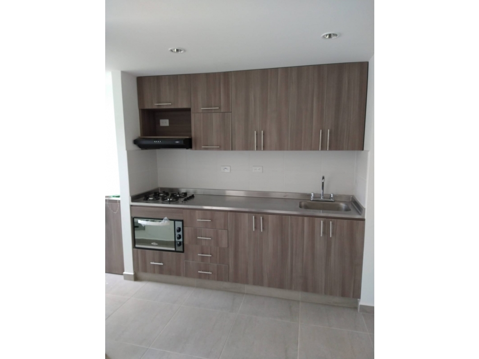 VENDO APARTAMENTO CERCA AL PARQUE DE LAS CHIMENEAS — foto 4