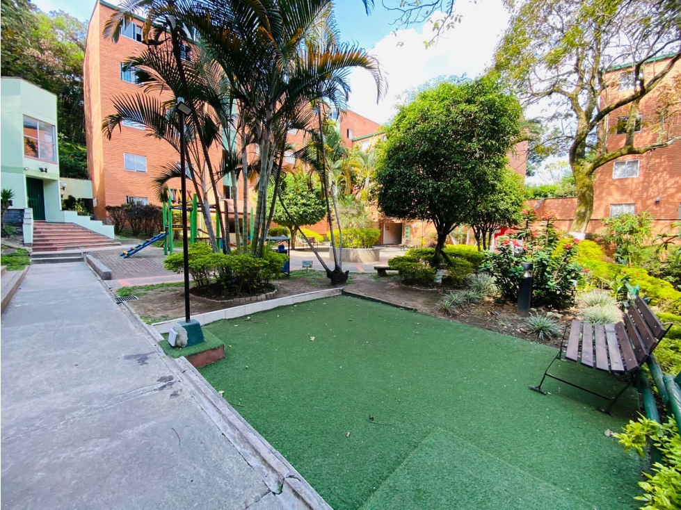 VENDO APARTAMENTO EN CALAZANS PARTE BAJA — foto 2