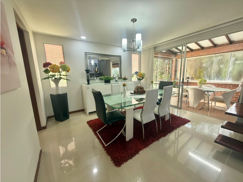 CASA EN BENEDICTINOS - 1