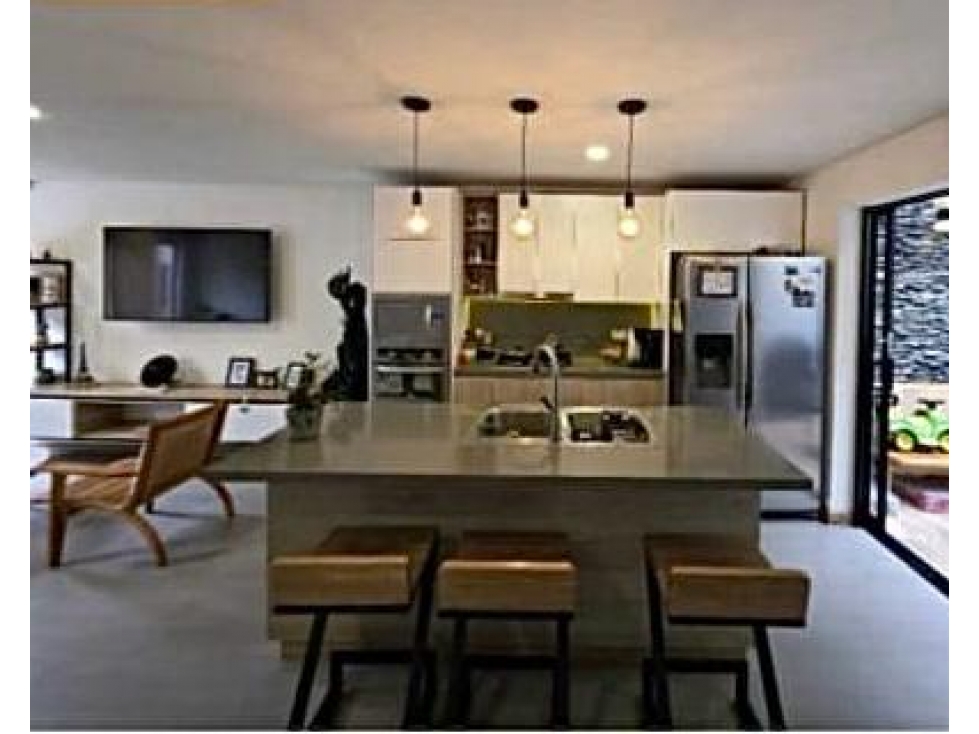 VENDO HERMOSA CASA EN EL RETIRO — foto 2