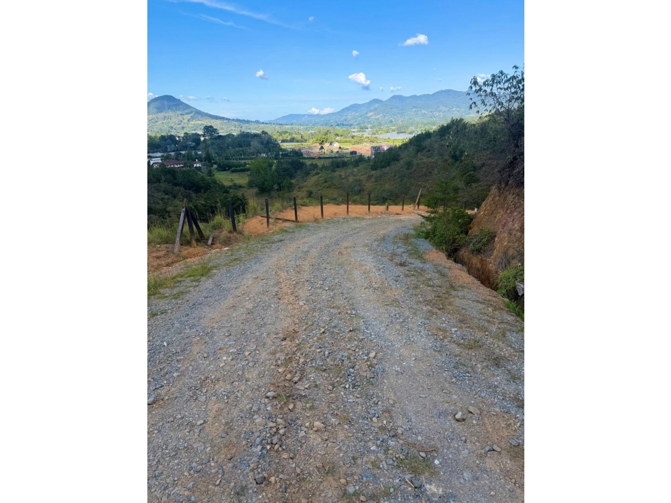 VENDO LOTE EN PARCELACION MIRADOR DE LA CEJA