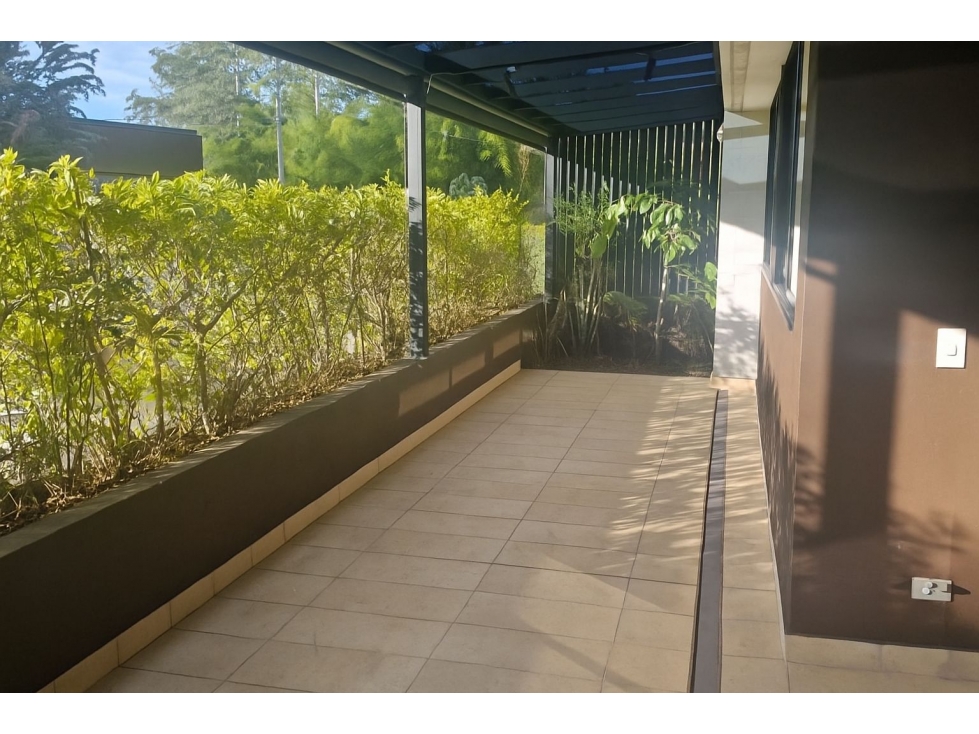 VENDO APARTAMENTO EN EL RETIRO