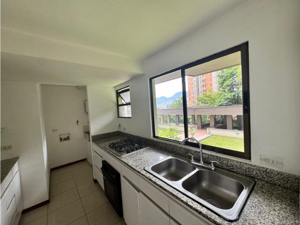 VENDO APARTAMENTO EN EL POBLADO — foto 5