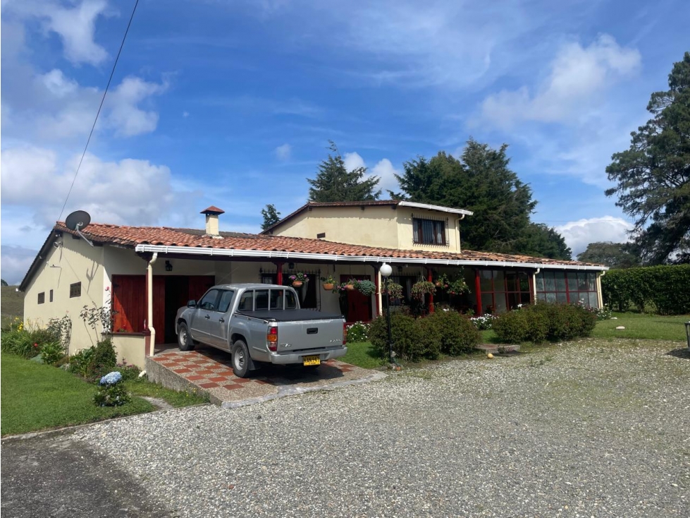 VENDO FINCA EN LA VIA RIONEGRO EL CARMEN