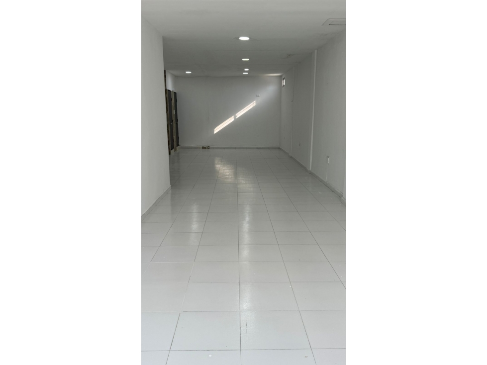 OFICINA EN ARRIENDO BARRIO ESPAÑA - CARTAGENA — foto 4