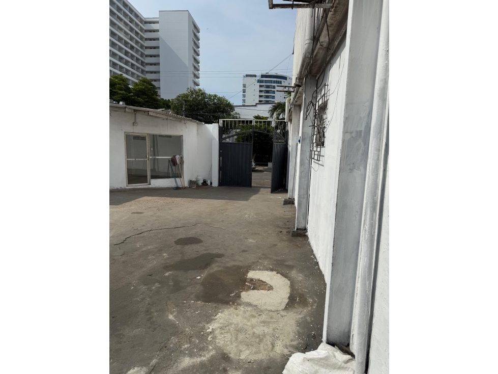 LOCAL EN ARRIENDO CRESPO - CARTAGENA — foto 4