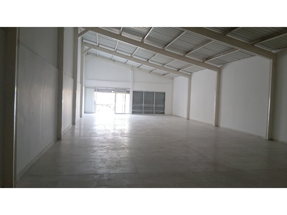 ARRIENDO EXCELENTE LOCAL EN BRUSELAS