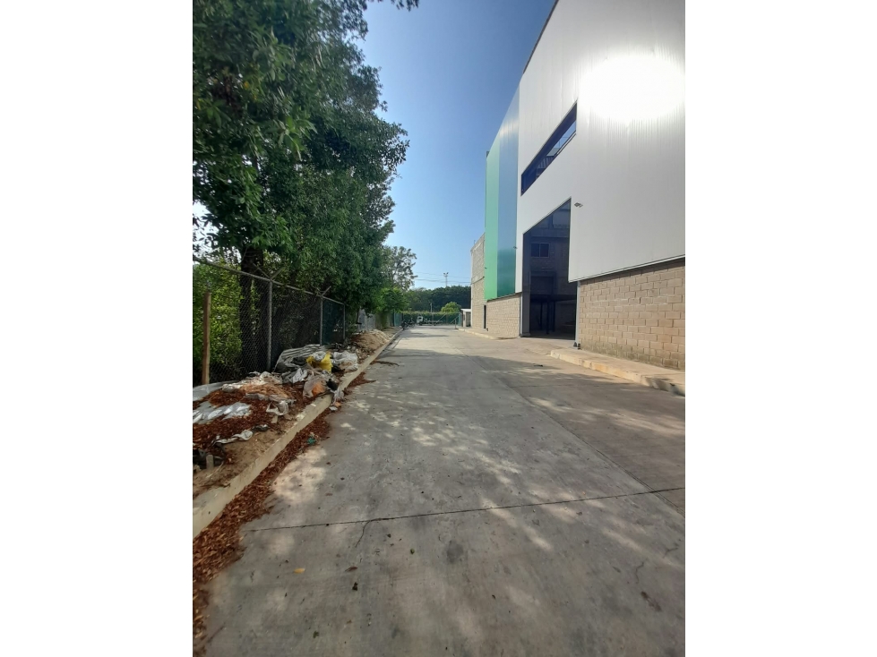 BODEGA EN VENTA EN MAMONAL - CARTAGENA - 6