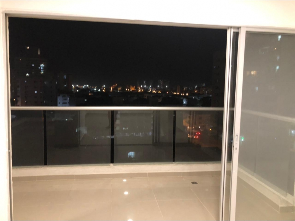 APARTAMENTO EN ARRIENDO MANGA CARTAGENA — foto 2