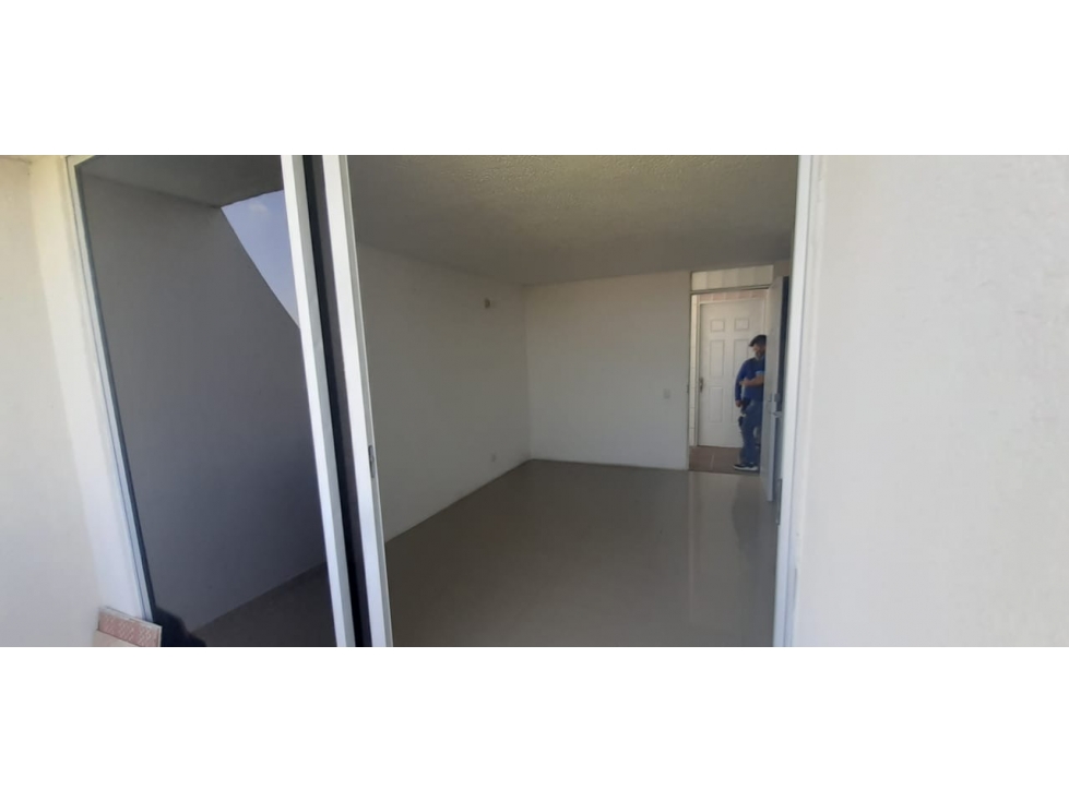 APARTAMENTO EN VENTA EN LA CAROLINA - CARTAGENA