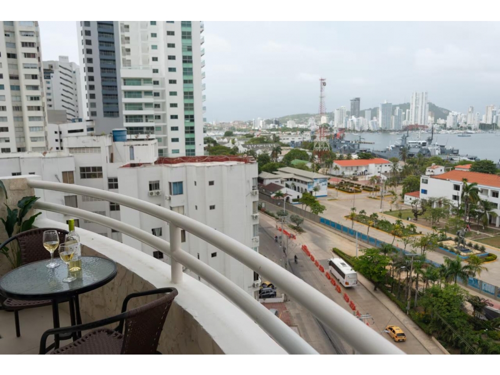 APARTAMENTO AMOBLADO EN ARRIENDO BOCAGRANDE - CARTAGENA - 2