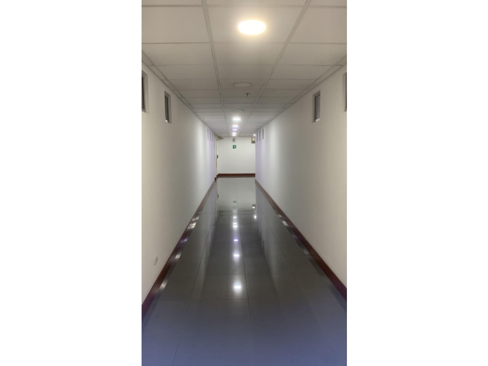 OFICINA EN VENTA BOGOTA - COLOMBIA — foto 4