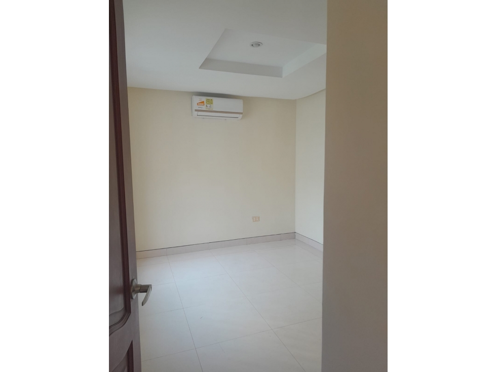 CASA EN ARRIENDO MANGA - CARTAGENA - 5