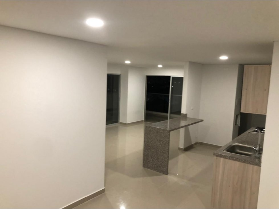 APARTAMENTO EN ARRIENDO MANGA CARTAGENA — foto 5