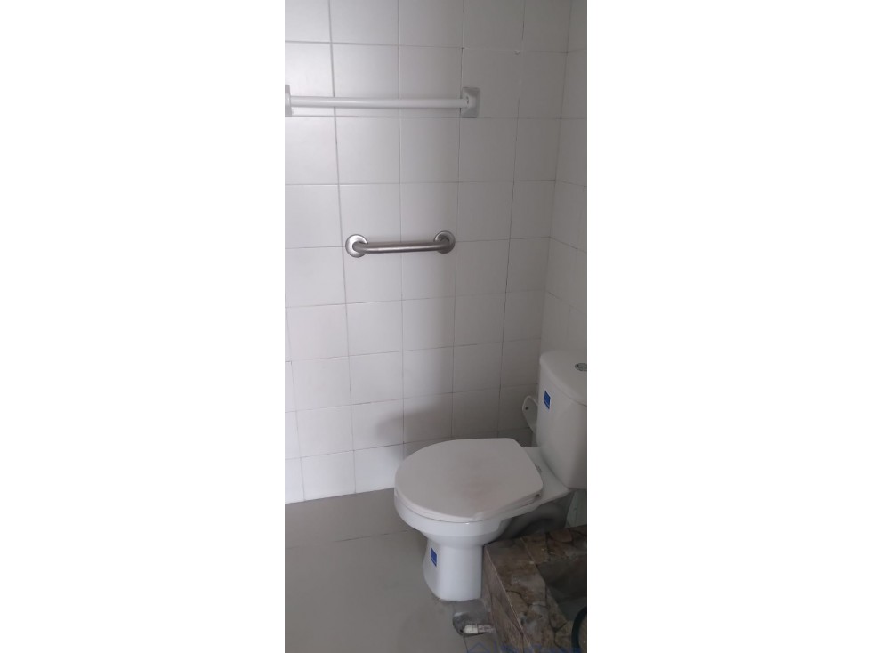 OFICINA EN ARRIENDO SANTA LUCIA - CARTAGENA - 2