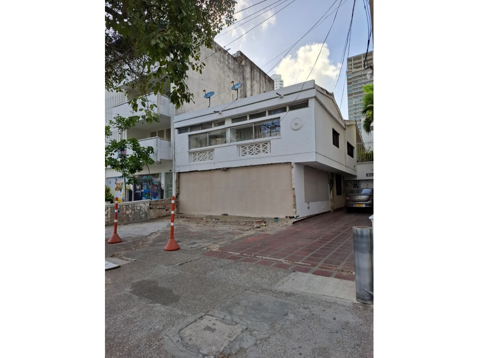 EN ARRIENDO LOCAL COMERCIAL BOCAGRANDE - CARTAGENA - 2