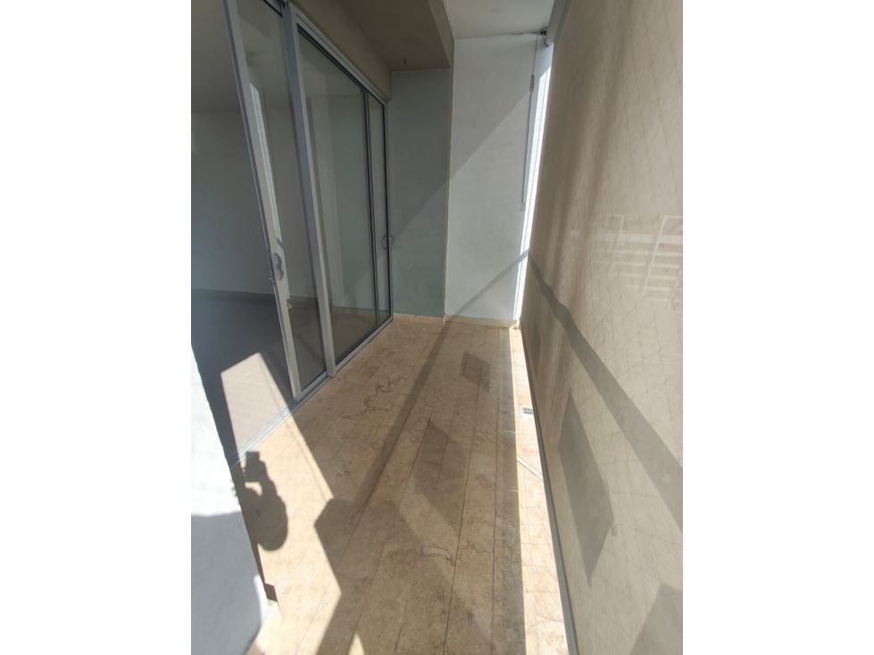 APARTAMENTO EN ARRIENDO EN MANGA - CARTAGENA - 3