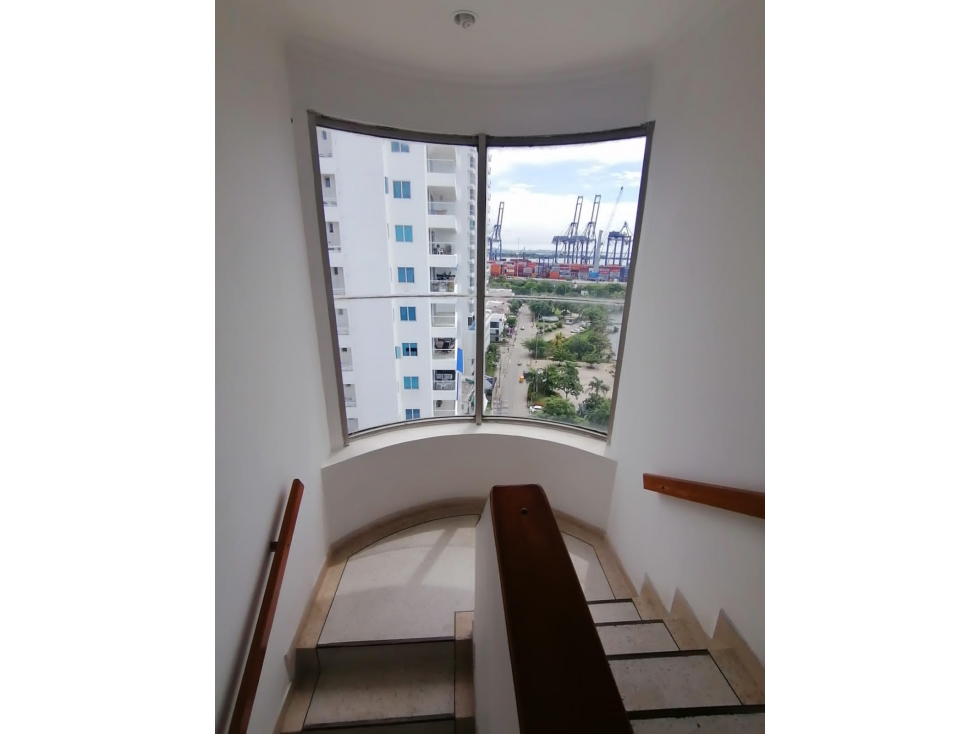 PENTHOUSE FRENTE A LA BAHIA EN VENTA MANGA - CARTAGENA