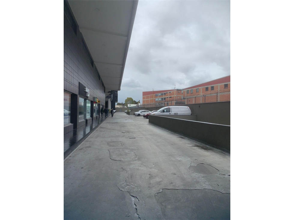 OFICINA EN VENTA BOGOTA - COLOMBIA — foto 2