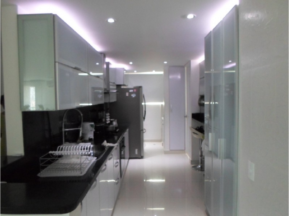 APARTAMENTO AMOBLADO EN VENTA MANGA - CARTAGENA — foto 3
