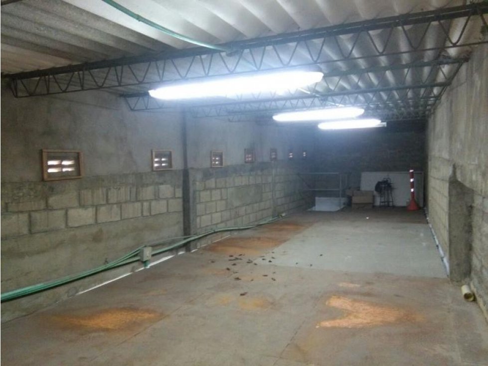 Cartagena Venta de Bodega Bosque - 3