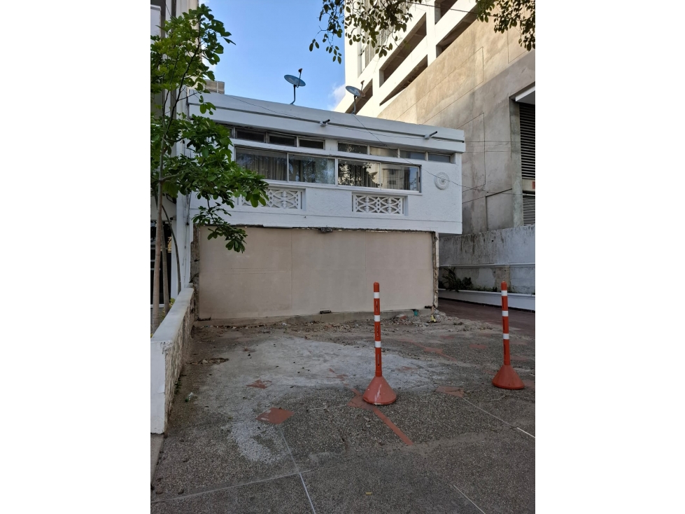 EN ARRIENDO LOCAL COMERCIAL BOCAGRANDE - CARTAGENA - 3