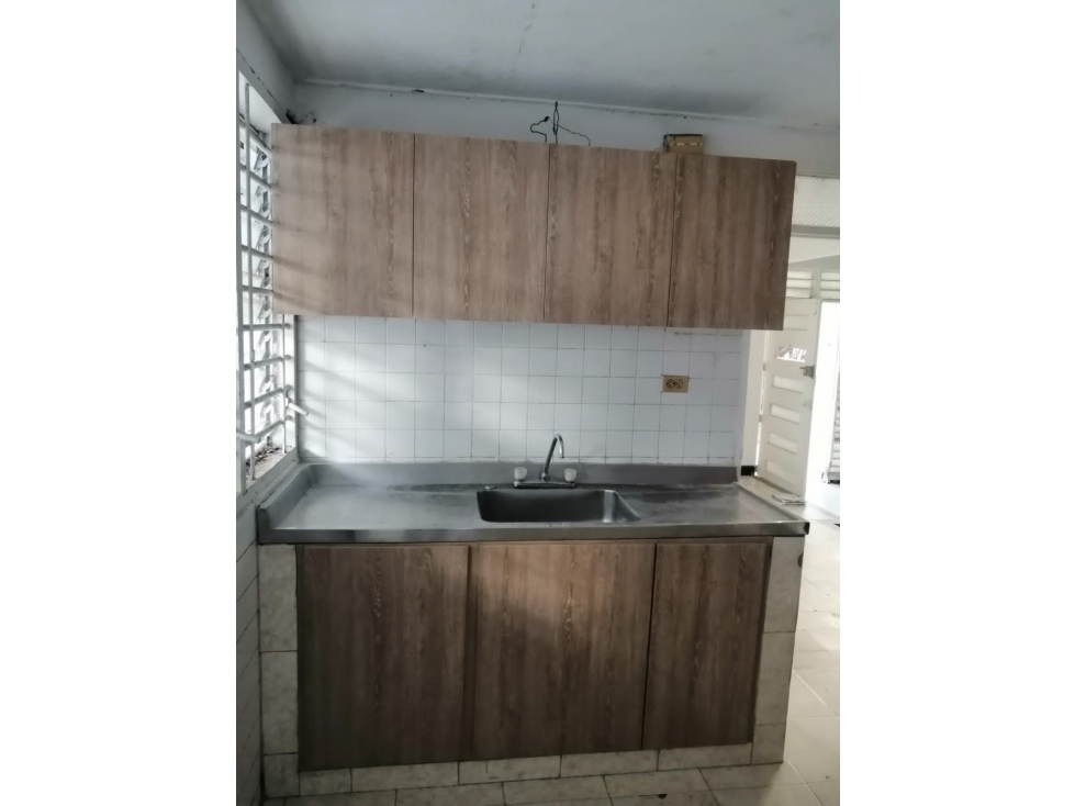 CASA EN VENTA MANGA CARTAGENA — foto 3