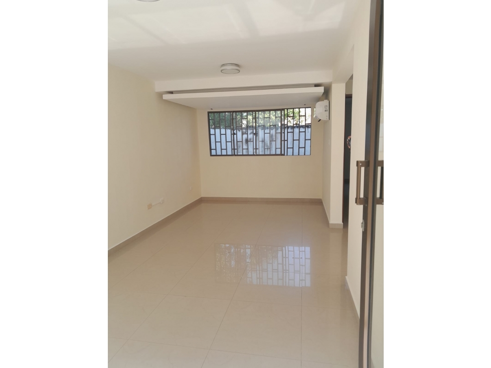 CASA EN ARRIENDO MANGA - CARTAGENA - 4