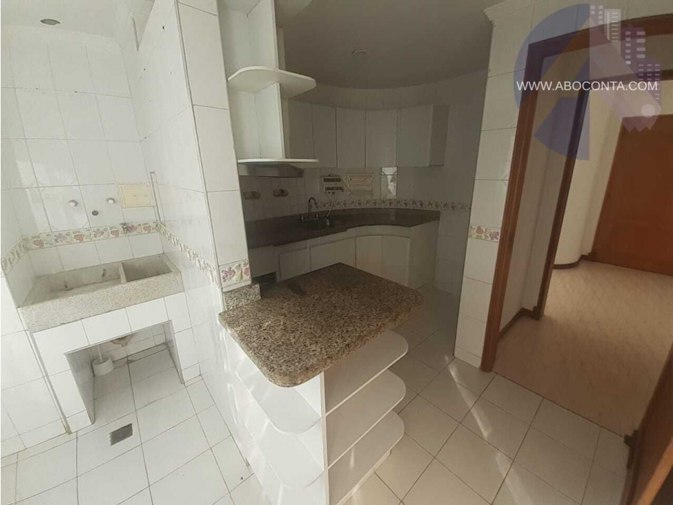 APARTAMENTO EN MARBELLA - CARTAGENA — foto 5