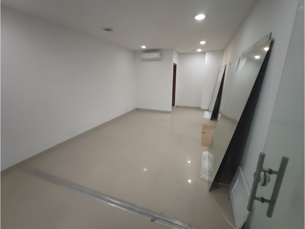 LOCAL EN ARRIENDO SANTA LUCIA - CARTAGENA - 3