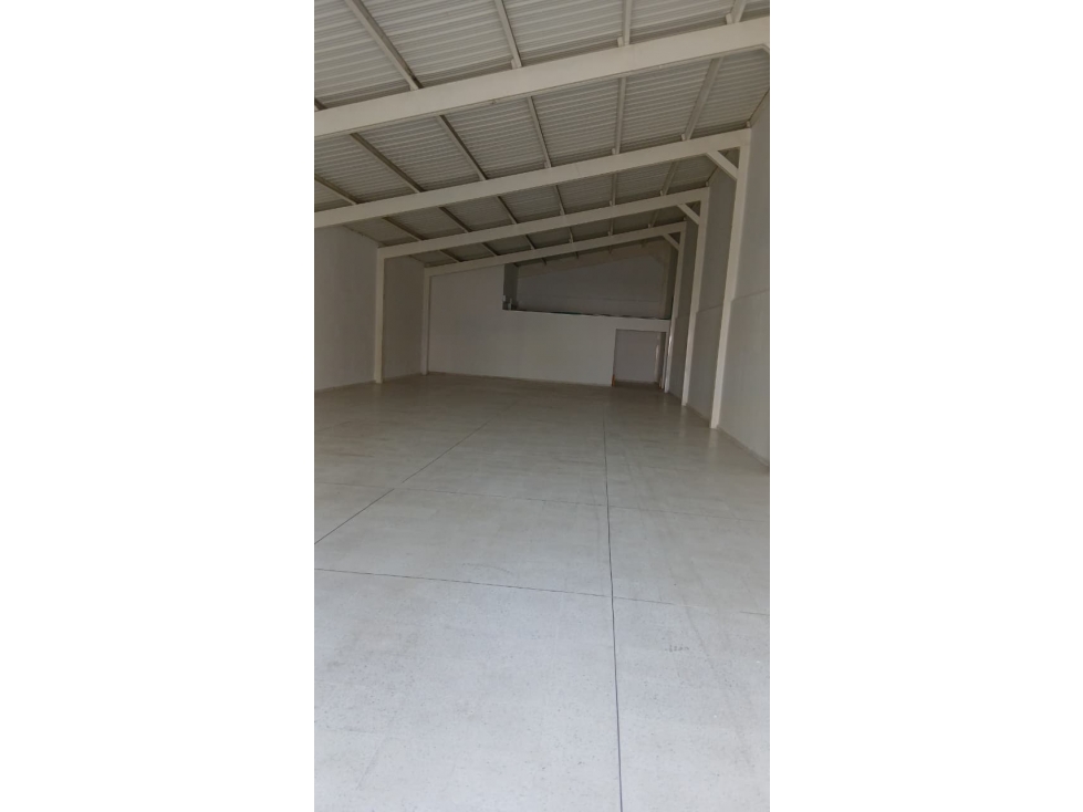 ARRIENDO EXCELENTE LOCAL EN BRUSELAS — foto 3