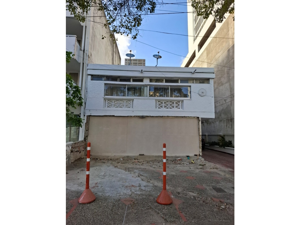 EN ARRIENDO LOCAL COMERCIAL BOCAGRANDE - CARTAGENA - 4