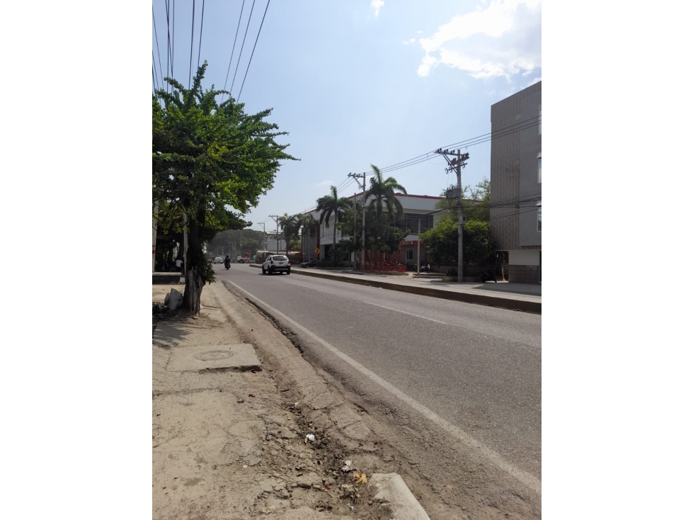 LOTE PARA BODEGA EN VENTA EN EL BOSQUE .EXCELENTE UBICACIÓN CARTAGENA — foto 5
