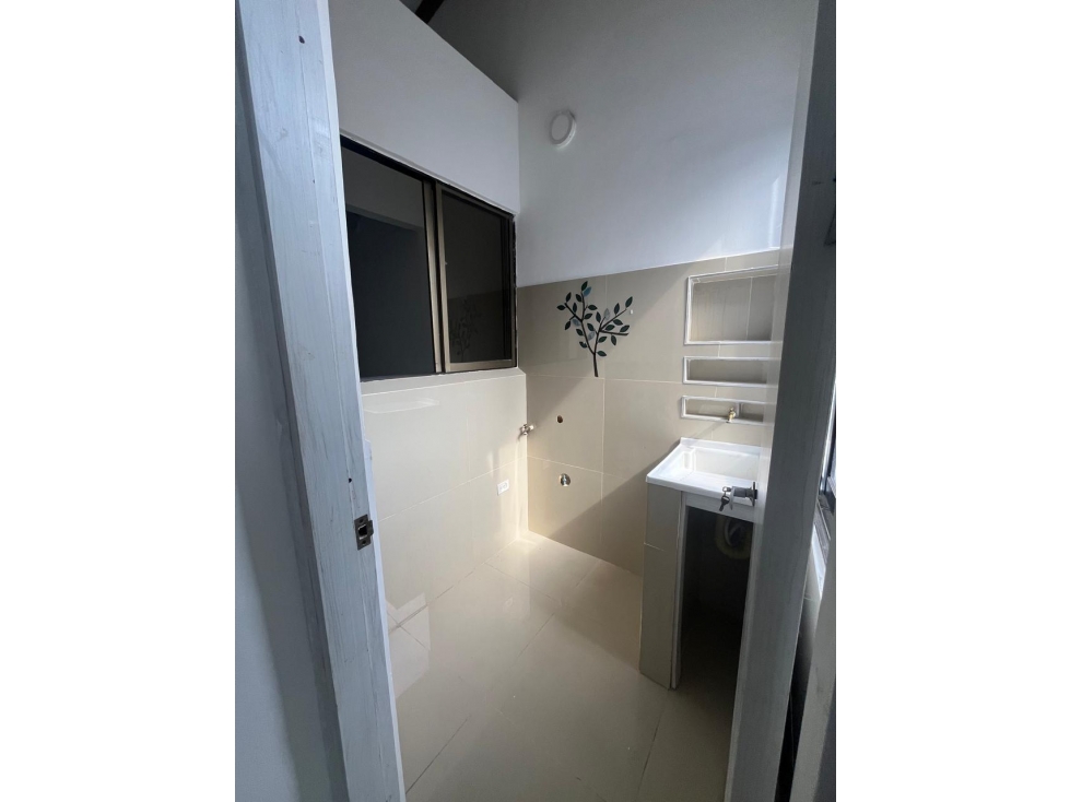 APARTAMENTO EN VENTA CRESPO-CARTAGENA — foto 5