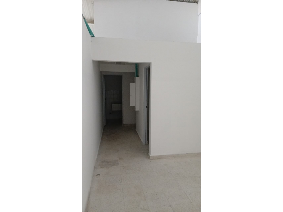 ARRIENDO EXCELENTE LOCAL EN BRUSELAS — foto 5