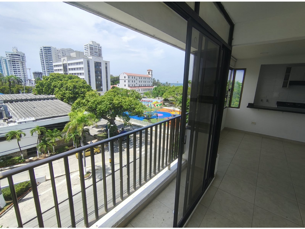 ARRIENDO APARTAMENTO EN BOCAGRANDE - 5