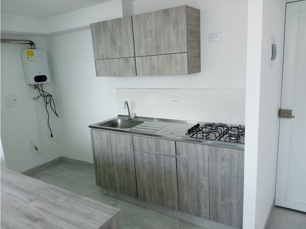 APARTAMENTO EN VENTA SECTOR LA FRANCIA — foto 2