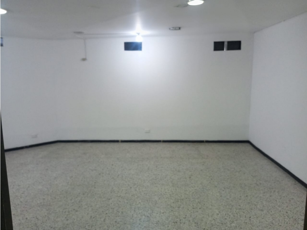 LOCAL EN VENTA CENTRO - 2