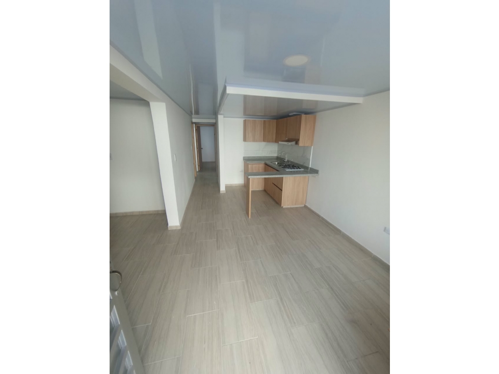 Se arrienda apartamento en la Enea 1 piso
