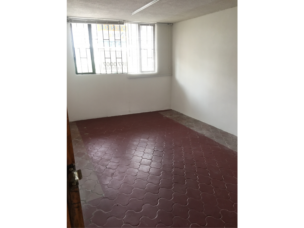 CASA EN VENTA BIEN UBICADA EN LA ALTA LEONORA — foto 3
