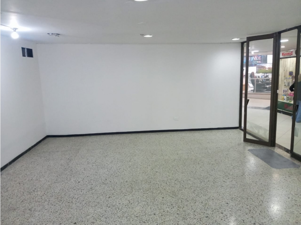 LOCAL EN VENTA CENTRO - 3