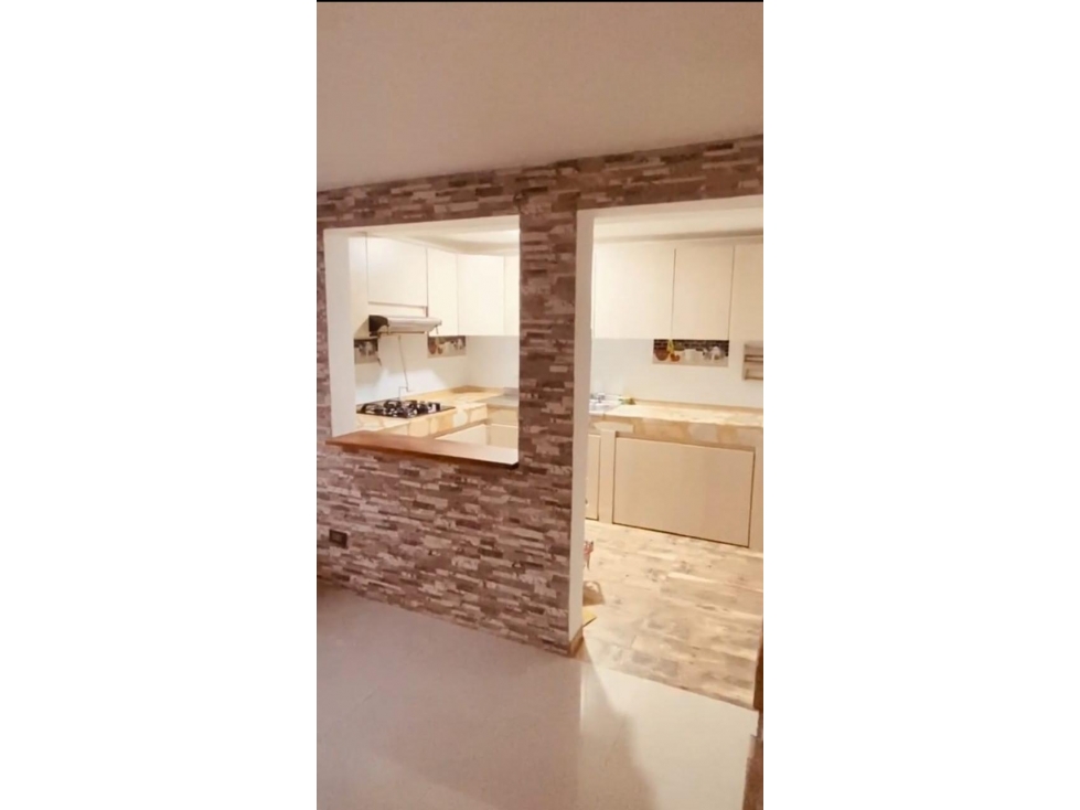 excelente casa en villa pilar