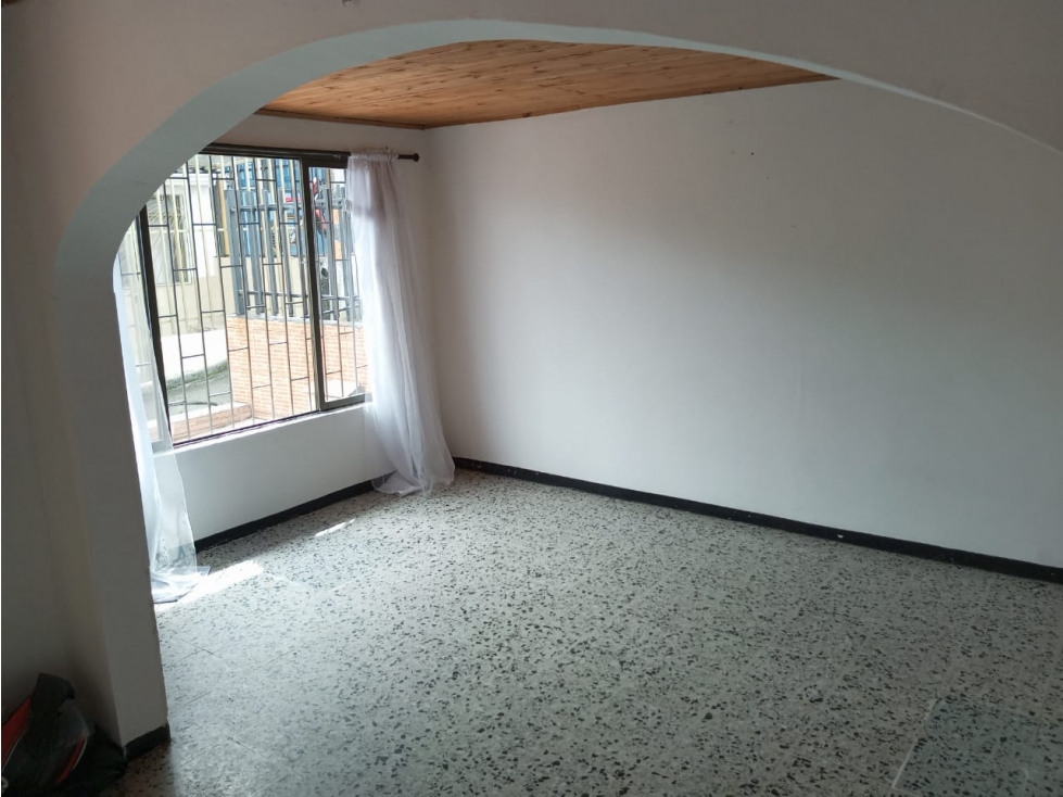CASA EN VENTA SECTOR BAJO PRADO — foto 2