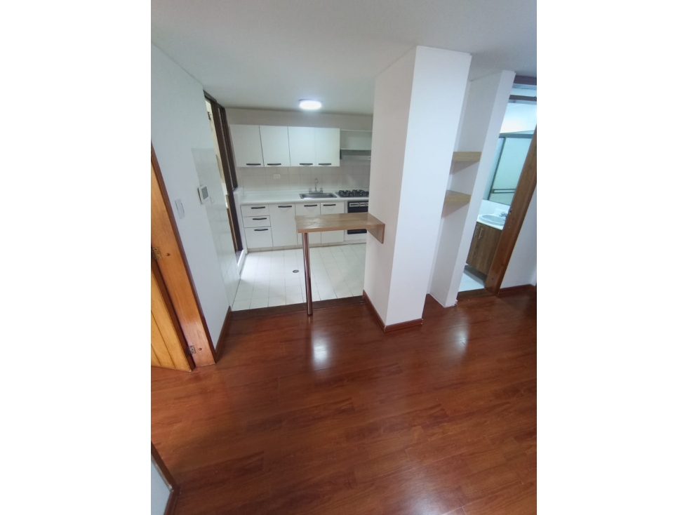 Se arrienda aparta estudio Villas San Luis