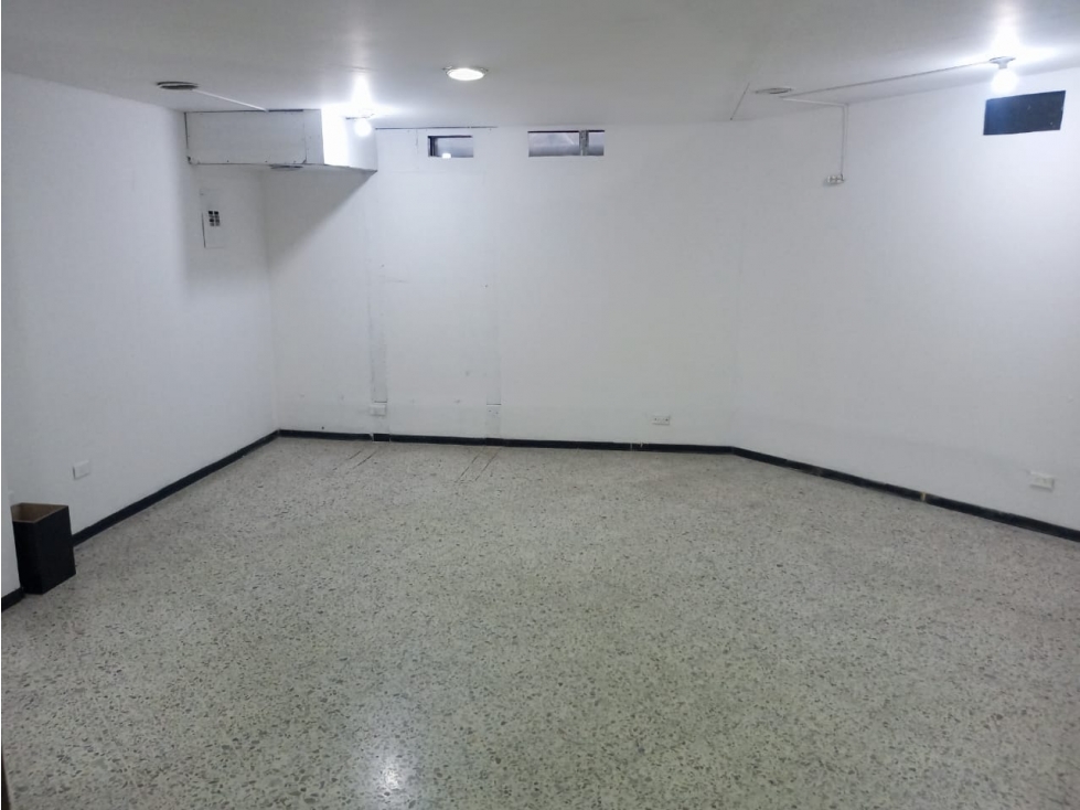 LOCAL EN VENTA CENTRO - 5