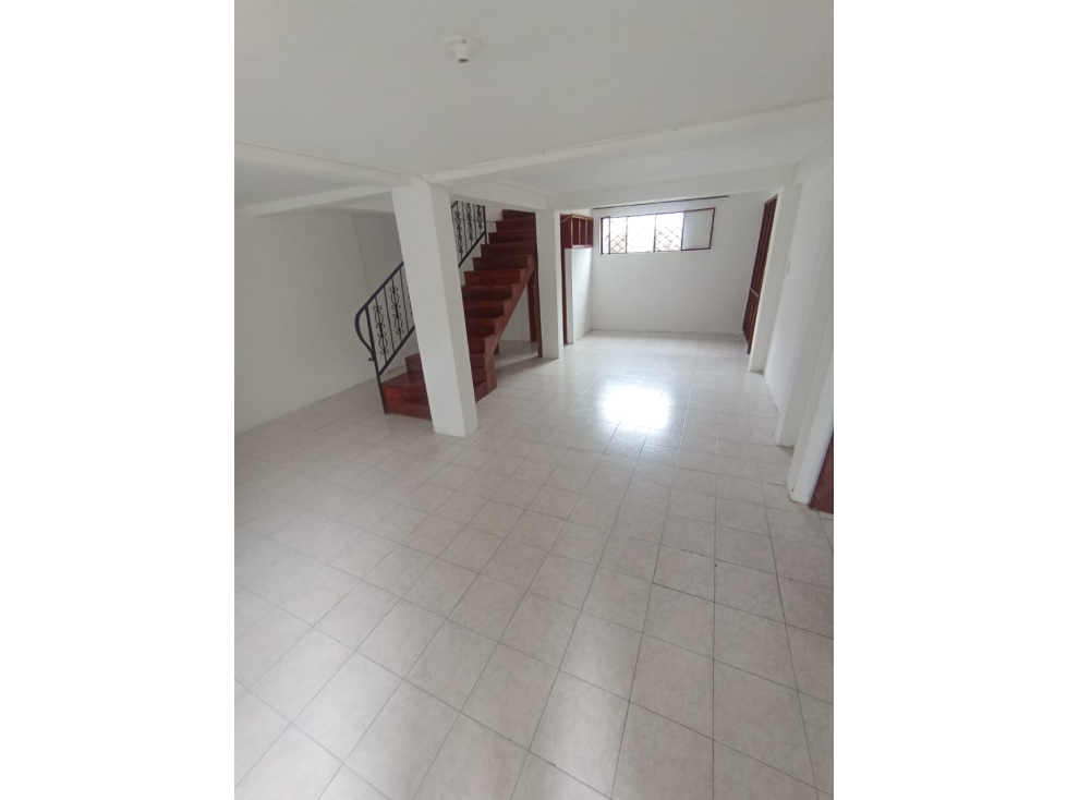 Se arrienda Casa en chipre — foto 3